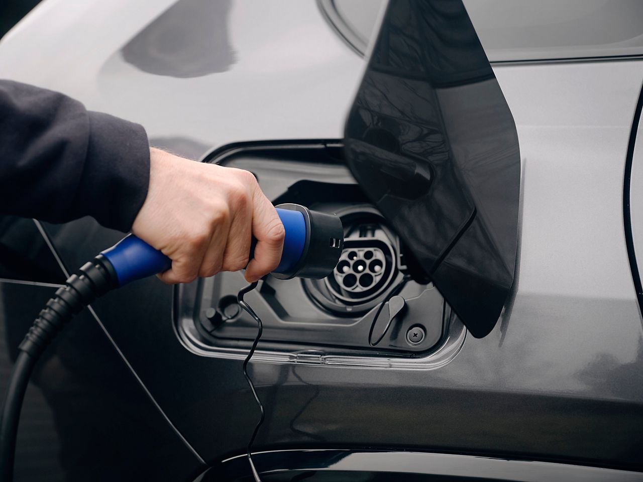 Charging your plug in hybrid Toyota Ireland